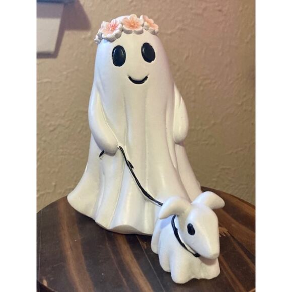 New! Flower Crown Girl Ghost and Dog Statue - Ghost Walking Dog Figurine - Picture 7 of 8